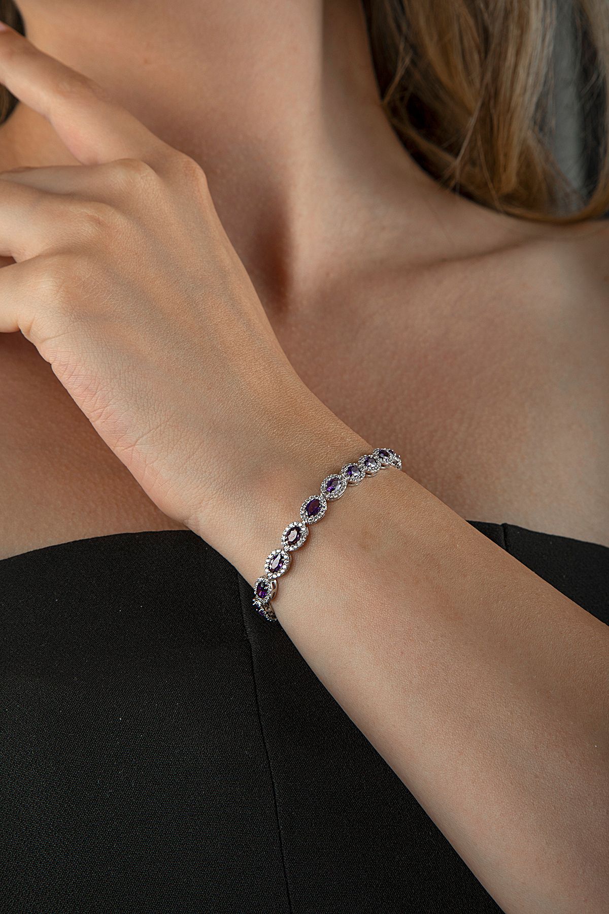 925 Ayar Gümüş Sıralı Oval Taşlı Mor Bileklik