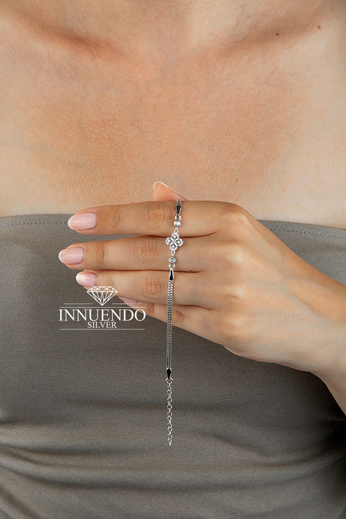 b5d3e6bf5ef9bb2f3392a0e329becc75